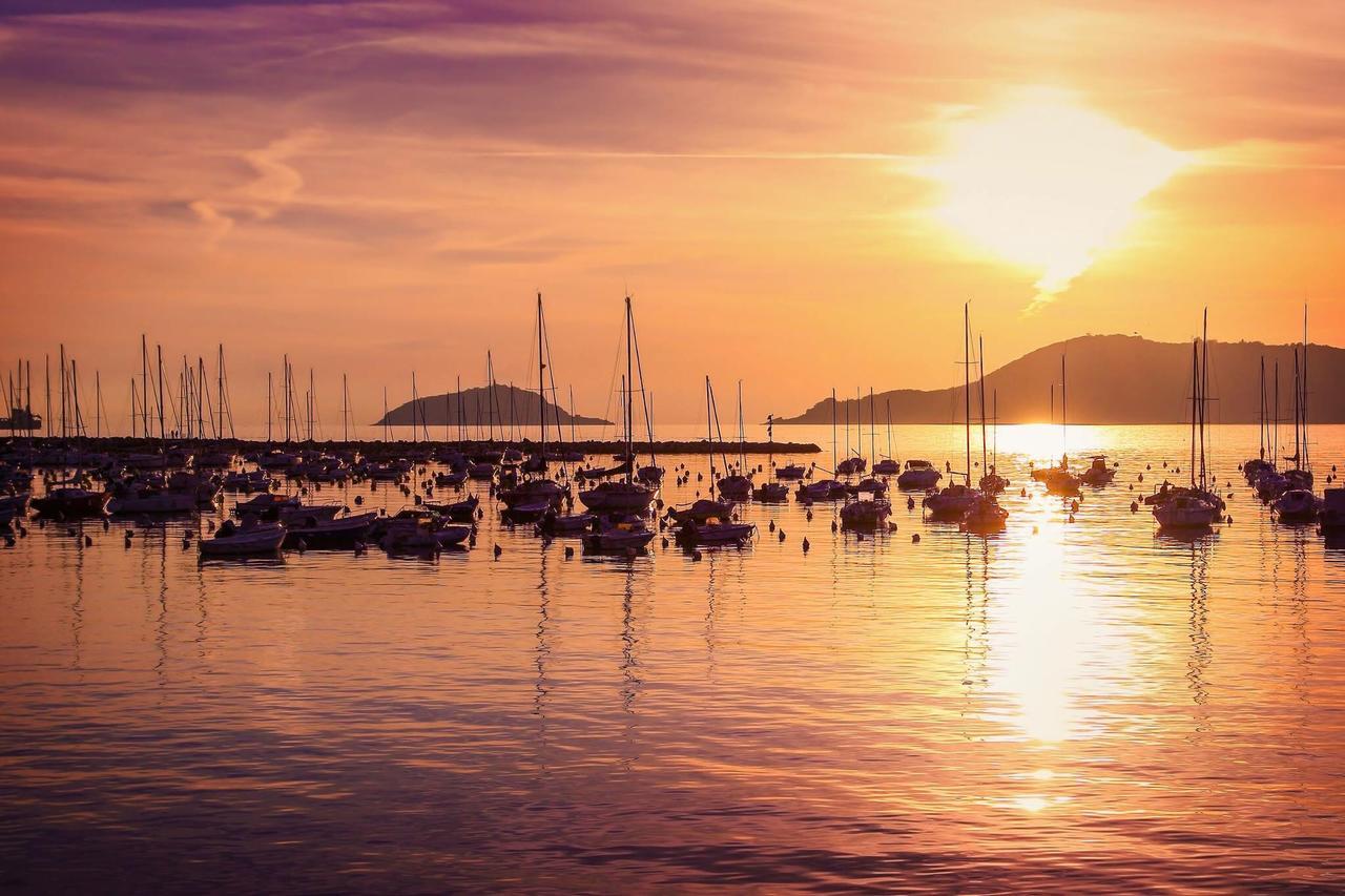 Hotel La Baia Di Lerici Extérieur photo