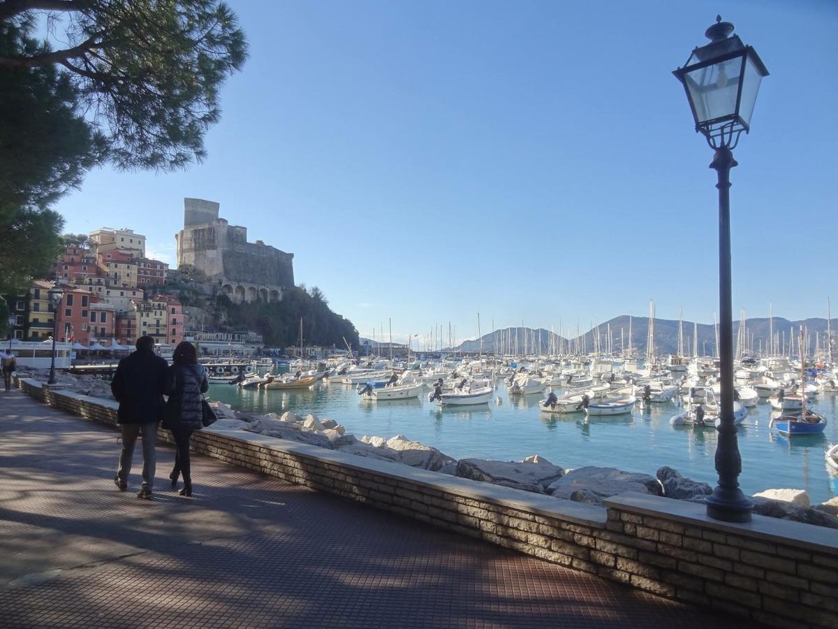 Hotel La Baia Di Lerici Extérieur photo