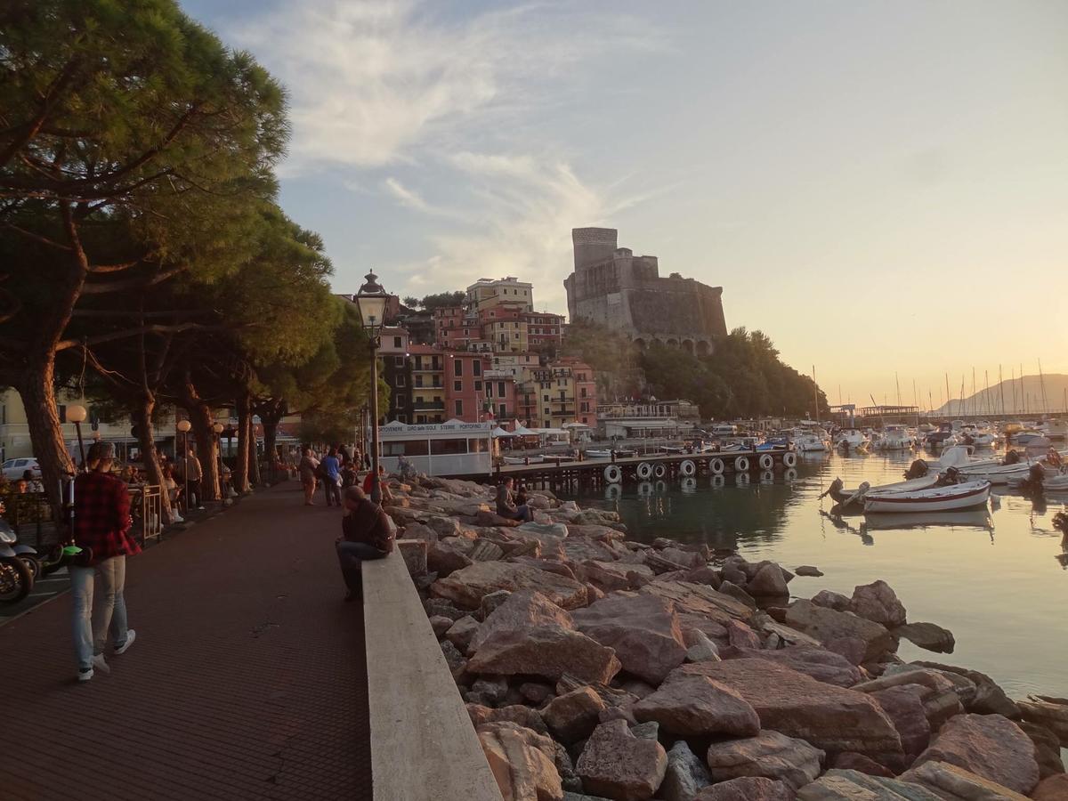 Hotel La Baia Di Lerici Extérieur photo