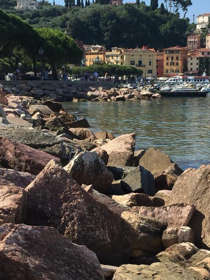 Hotel La Baia Di Lerici Extérieur photo
